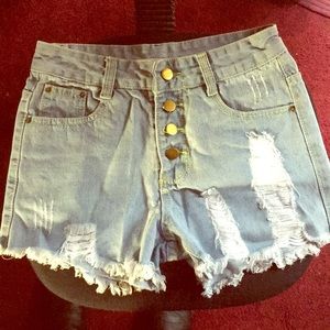 Distressed XS light wash denim shorts